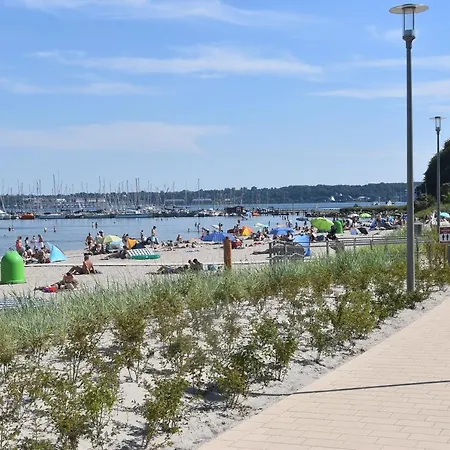 Fewo1846 - Am - Familienfreundliche Mit 2 Schlafzimmern, Terrasse Und Garten 公寓 *